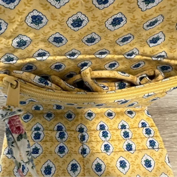 Vintage VERA BRADLEY Elizabeth 1997 Wallet On A String Long Yellow Pink Floral - Picture 7 of 17